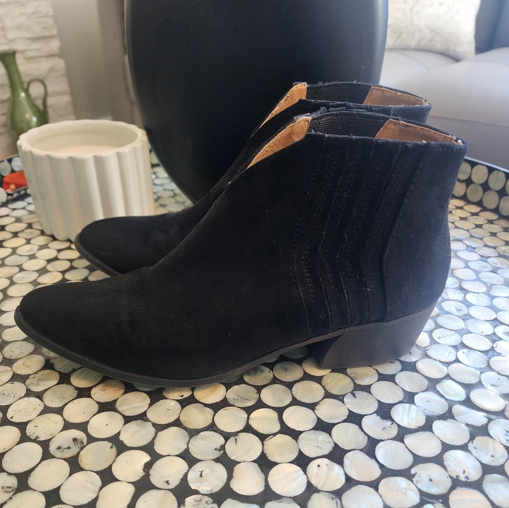 Cupid Black Faux Suede Boots